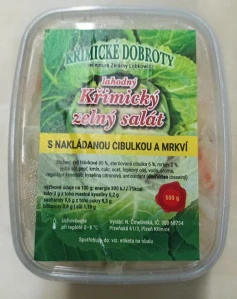 Křimický zelný salát s nakládanou cibulkou a mrkví 